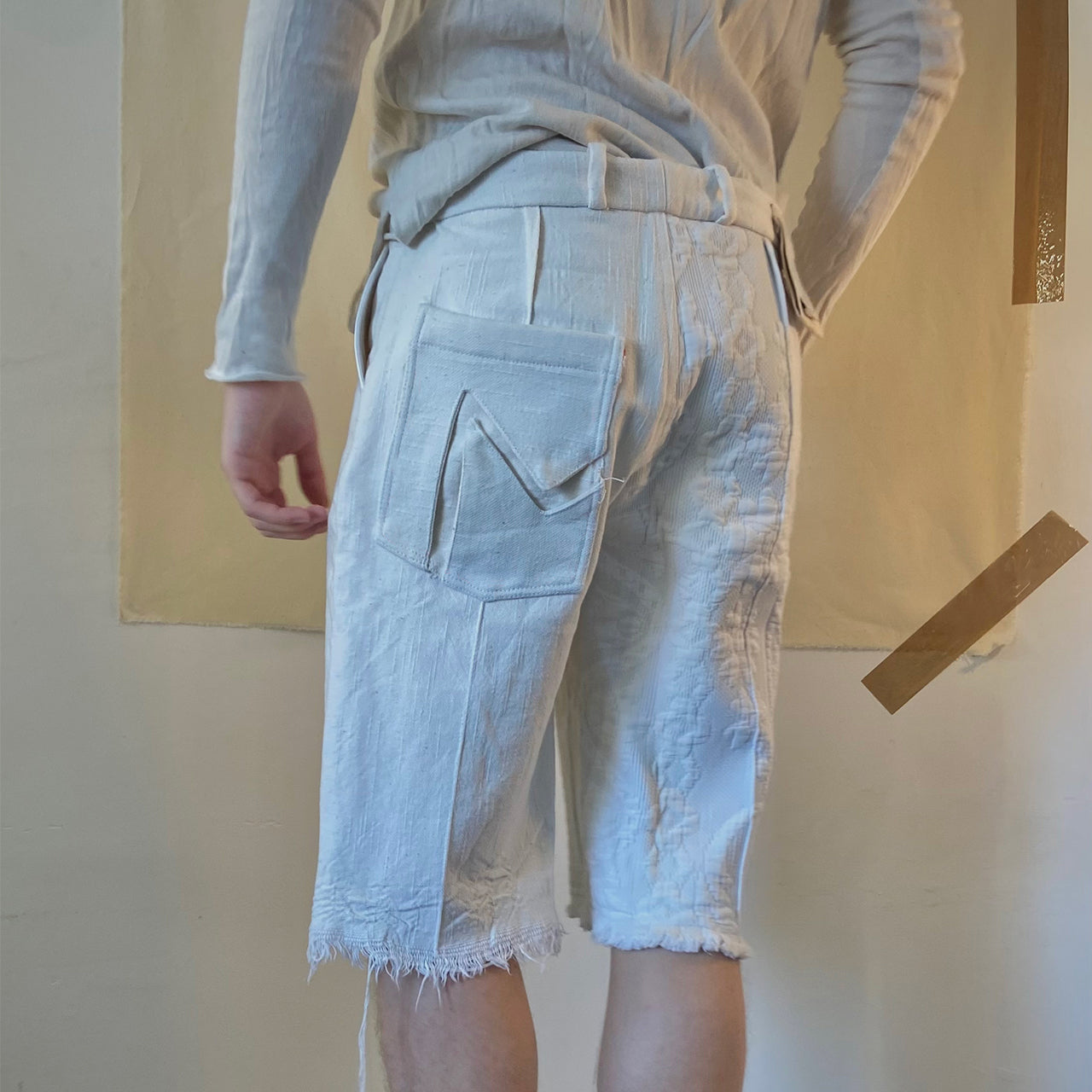 White Pleated SHORT_